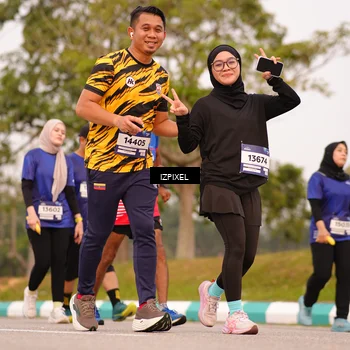 Runner Photo 7544437