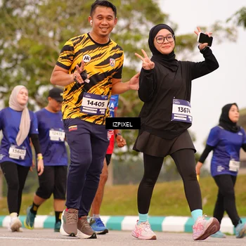 Runner Photo 7544438