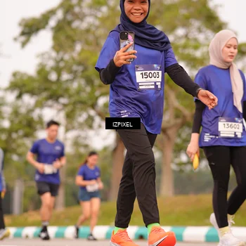 Runner Photo 7544458