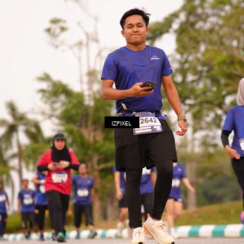 Runner Photo 7544476