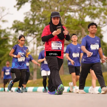 Runner Photo 7544484