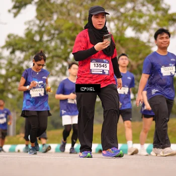 Runner Photo 7544488