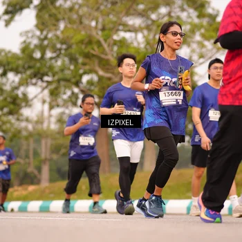 Runner Photo 7544495