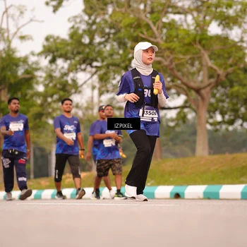Runner Photo 7544504