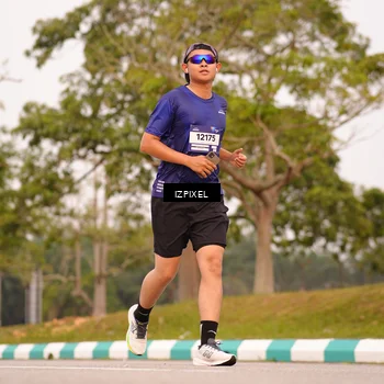 Runner Photo 7544576