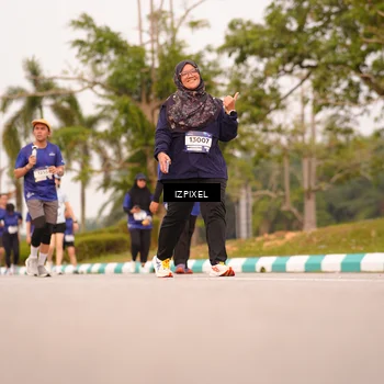 Runner Photo 7544595