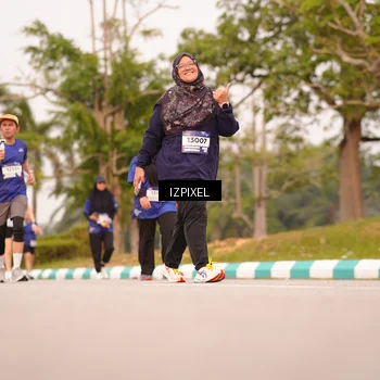 Runner Photo 7544596