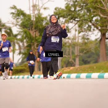 Runner Photo 7544599