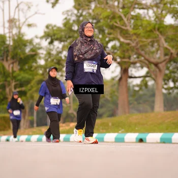 Runner Photo 7544604