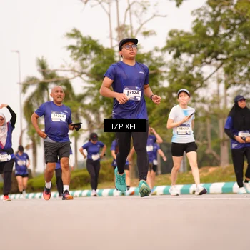Runner Photo 7544640
