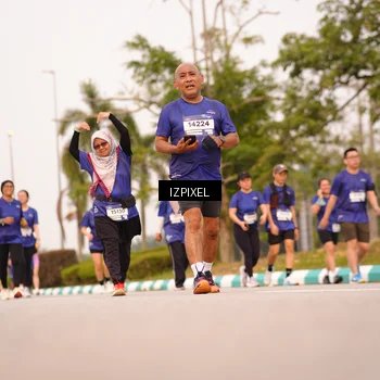 Runner Photo 7544649