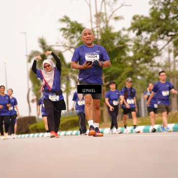 Runner Photo 7544650
