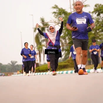 Runner Photo 7544652