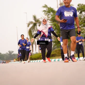 Runner Photo 7544653
