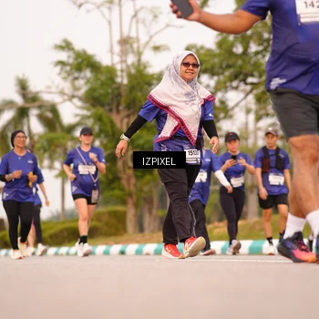 Runner Photo 7544657