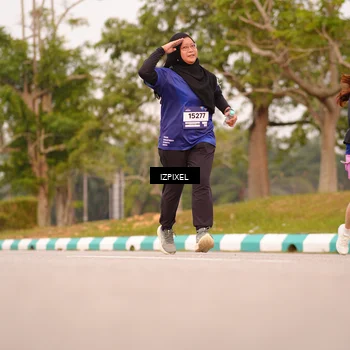 Runner Photo 7544700