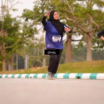 Runner Photo 7544702