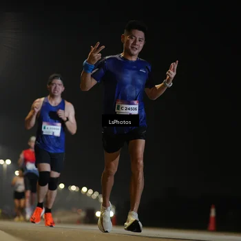 Runner Photo 7544771
