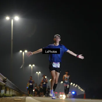 Runner Photo 7544785