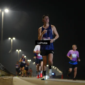 Runner Photo 7544803