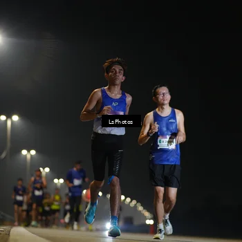 Runner Photo 7544810