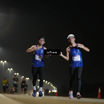 Runner Photo 7544831