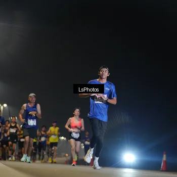 Runner Photo 7544839