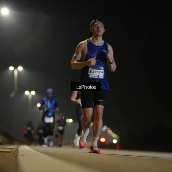 Runner Photo 7544851