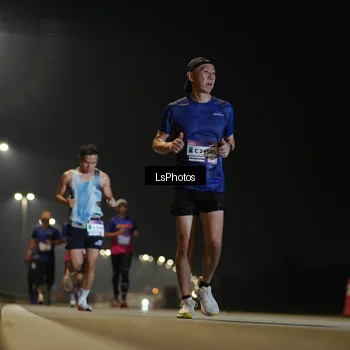 Runner Photo 7544855