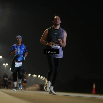 Runner Photo 7544858