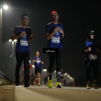 Runner Photo 7544860