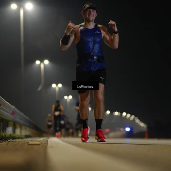 Runner Photo 7544864