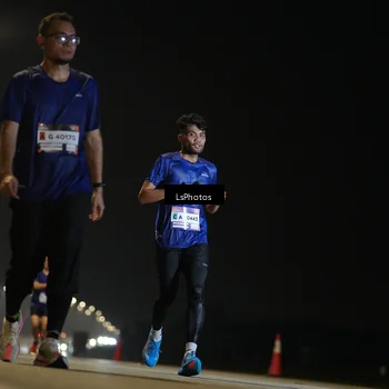Runner Photo 7544874
