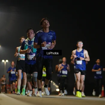 Runner Photo 7544878
