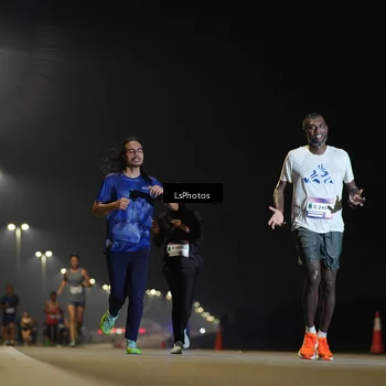 Runner Photo 7544890