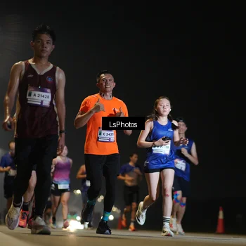 Runner Photo 7544898