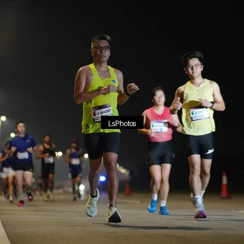 Runner Photo 7544903