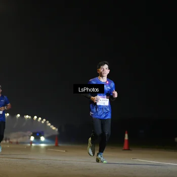 Runner Photo 7544915