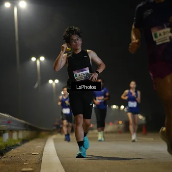 Runner Photo 7544917