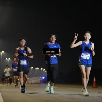 Runner Photo 7544925