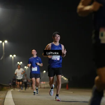 Runner Photo 7544928
