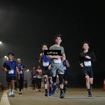 Runner Photo 7544947