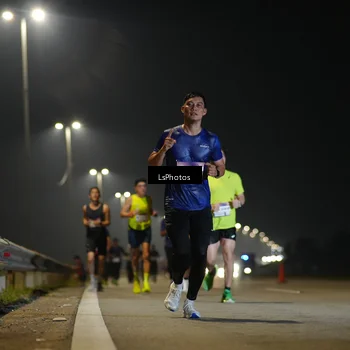 Runner Photo 7544962
