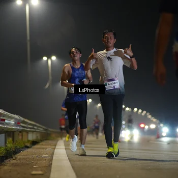 Runner Photo 7544975