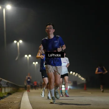 Runner Photo 7544986
