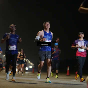Runner Photo 7544994