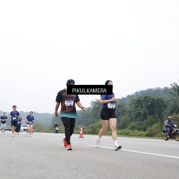 Runner Photo 7544996