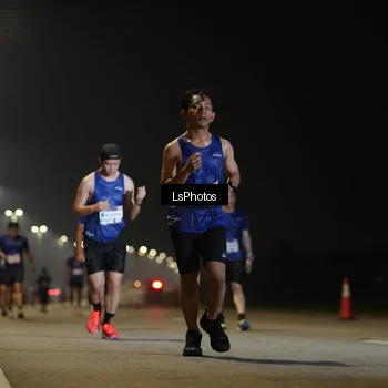 Runner Photo 7544999