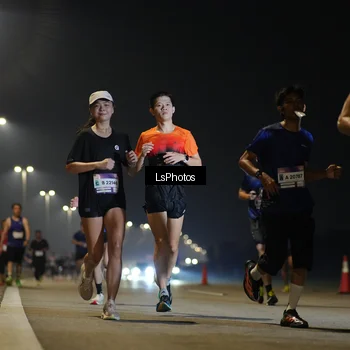 Runner Photo 7545000