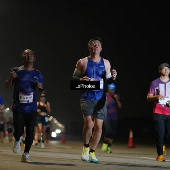 Runner Photo 7545003